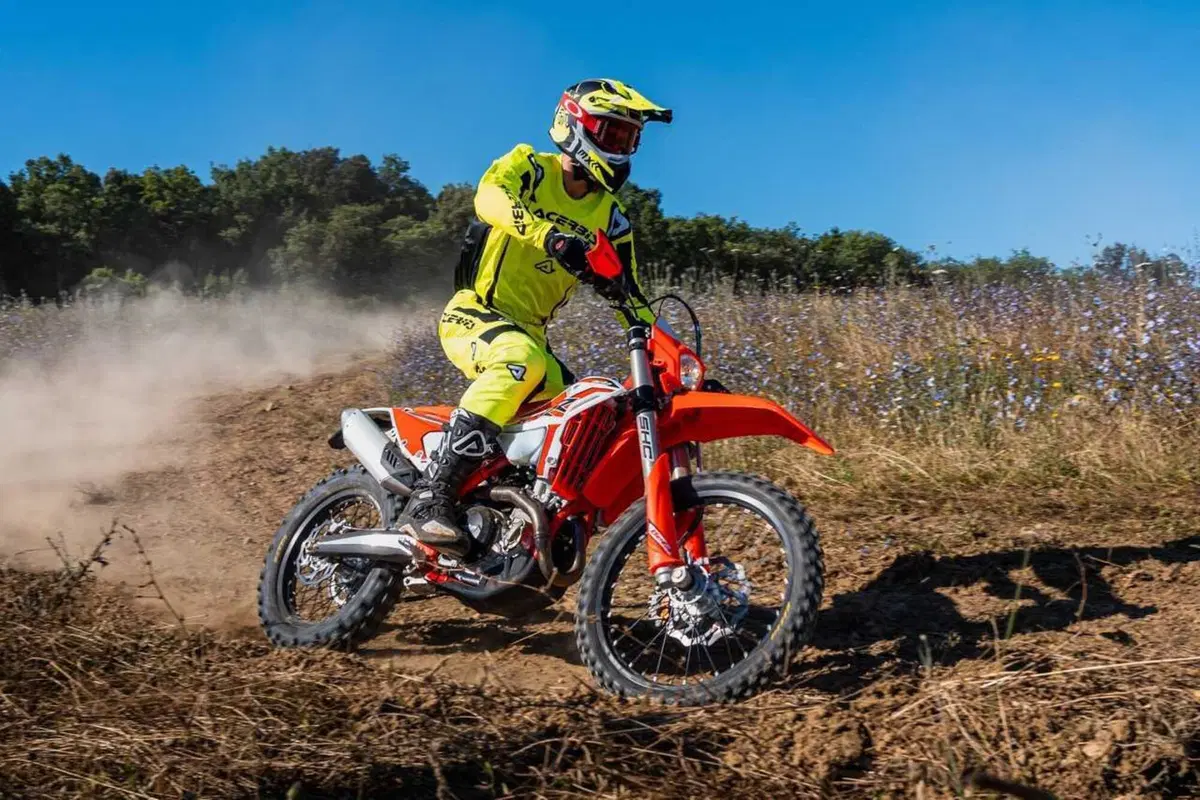 Enduro reinventato con la nuova gamma Beta RX Pro 2025 [VIDEO] (33)
