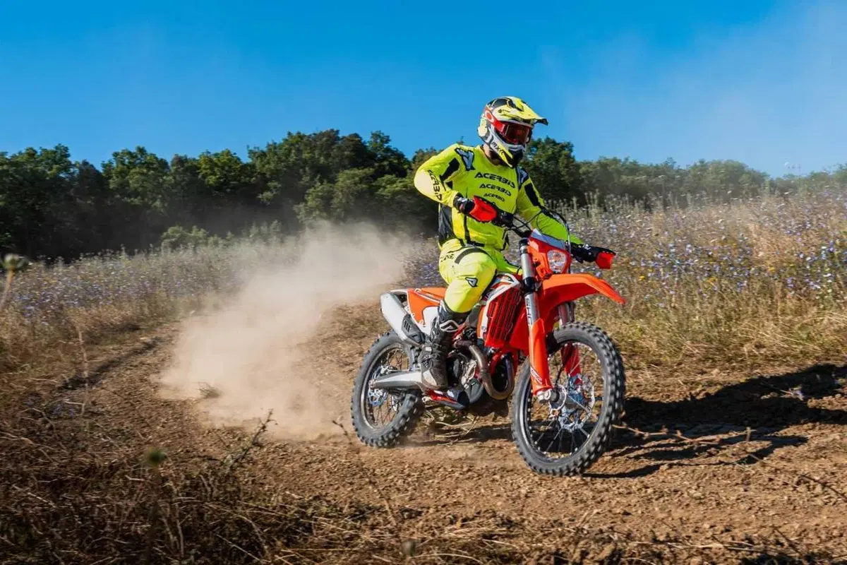 Enduro reinventato con la nuova gamma Beta RX Pro 2025 [VIDEO] (37)
