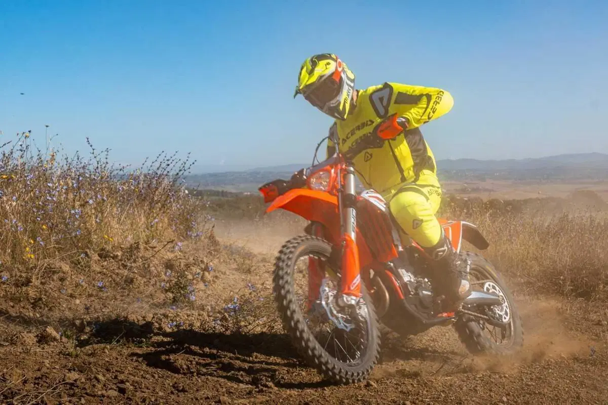 Enduro reinventato con la nuova gamma Beta RX Pro 2025 [VIDEO] (40)