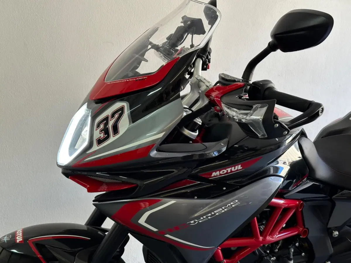 MV Agusta Turismo Veloce 800 RC SCS (2021 - 22) (12)