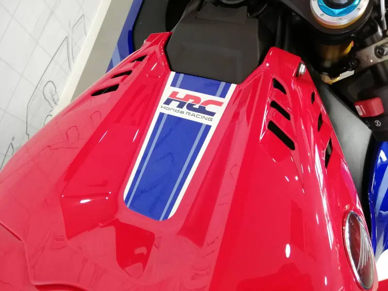 Honda CBR 1000 RR-R Fireblade SP (2024 - 26) (9)