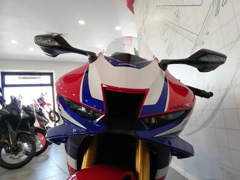 Honda CBR 1000 RR-R Fireblade SP (2024 - 26) (10)