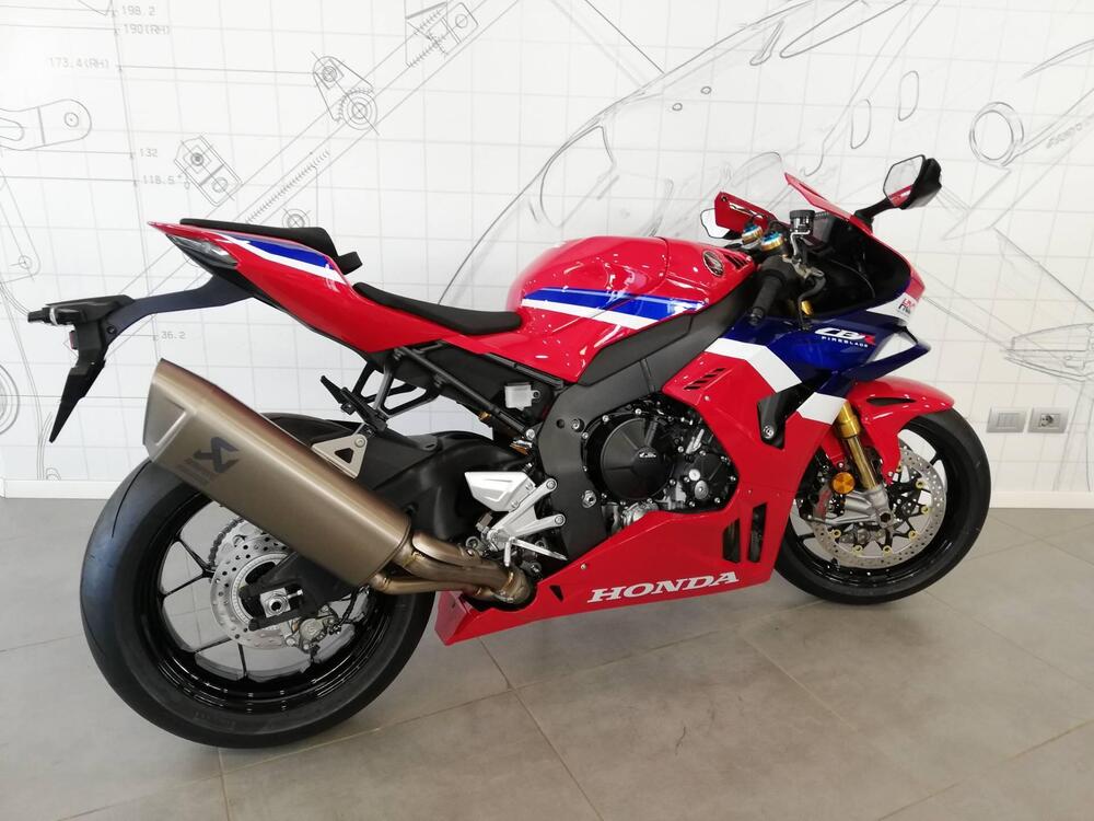 Honda CBR 1000 RR-R Fireblade SP (2024)