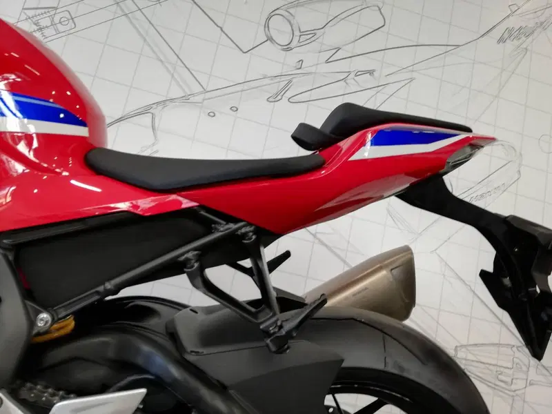 Honda CBR 1000 RR-R Fireblade SP (2024 - 26) (18)