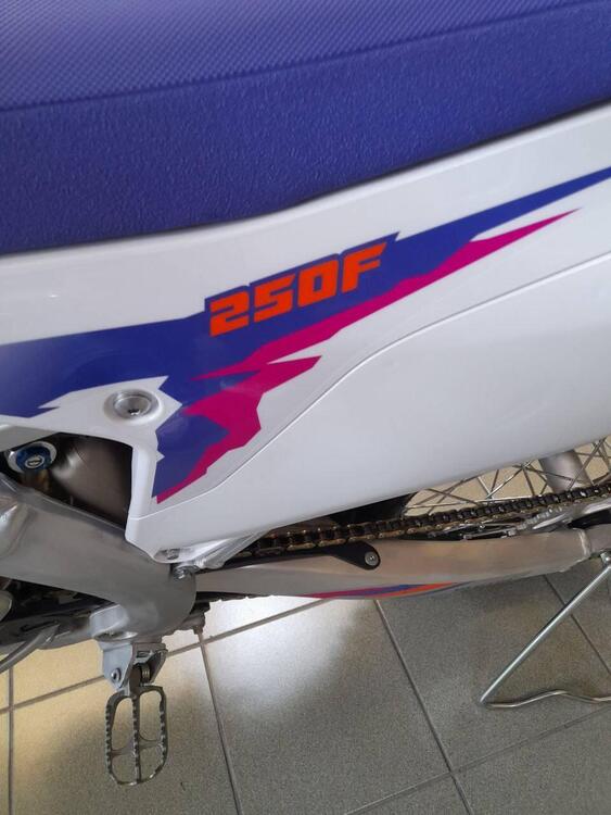 Yamaha YZ 250 F 50° Anniversario (2024) (2)