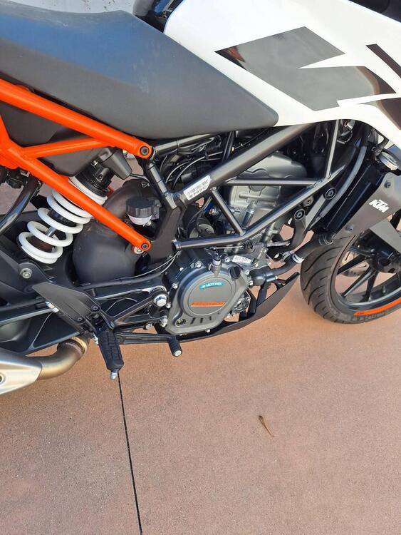 KTM 125 Duke ABS (2017 - 20) (2)