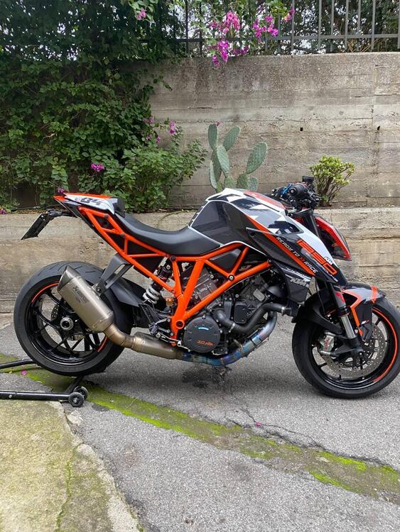 KTM 1290 Super Duke R (2019)