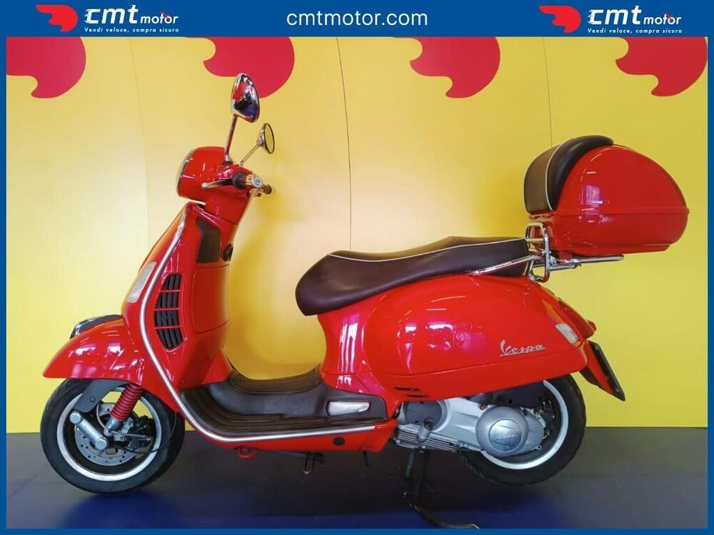 Vespa GTS 300 Super (2008 - 16) (3)