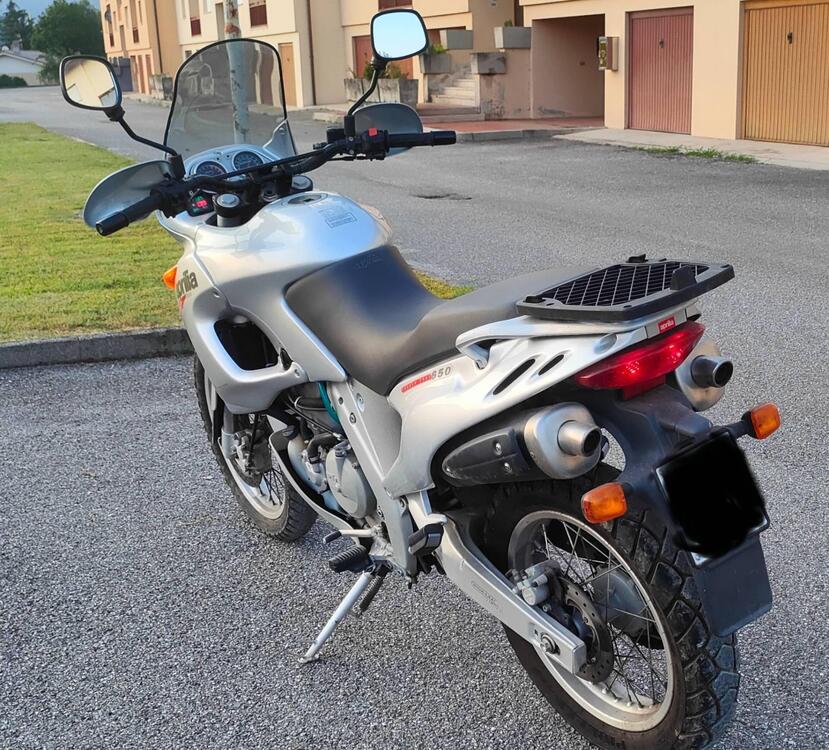 Aprilia Pegaso 650 (1997 - 00) (4)