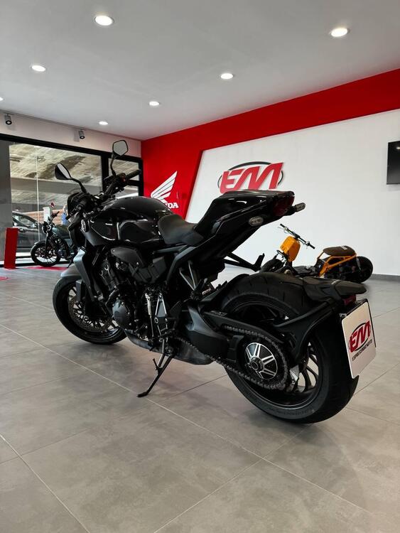 Honda CB 1000 R Black Edition (2021 - 24) (4)