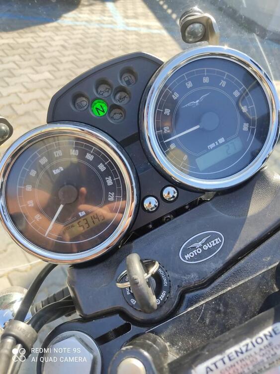 Moto Guzzi V7 II Stone (2015 - 17) (4)