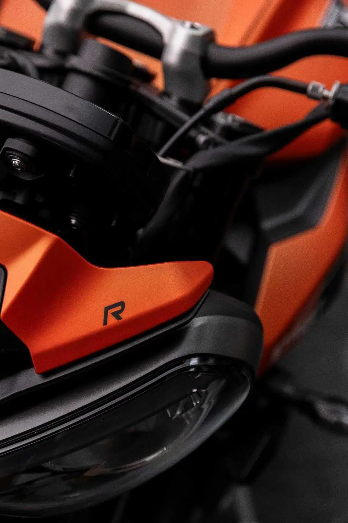 Novità Street Triple 765 R in versione patentati A2 (2)