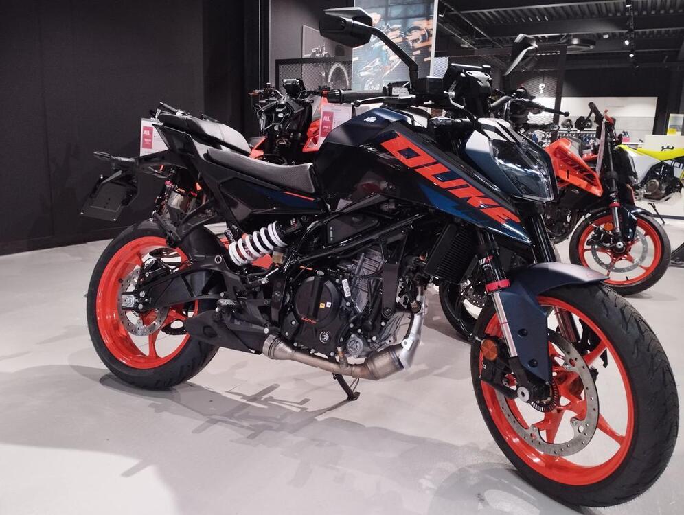 KTM 125 Duke (2024)