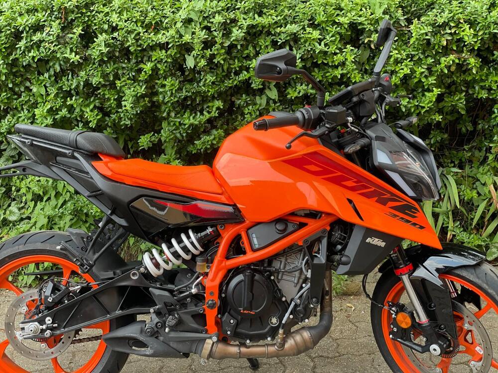 KTM 390 Duke (2024)