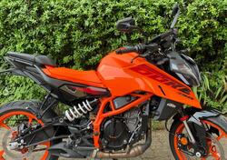 KTM 390 Duke (2024) usata