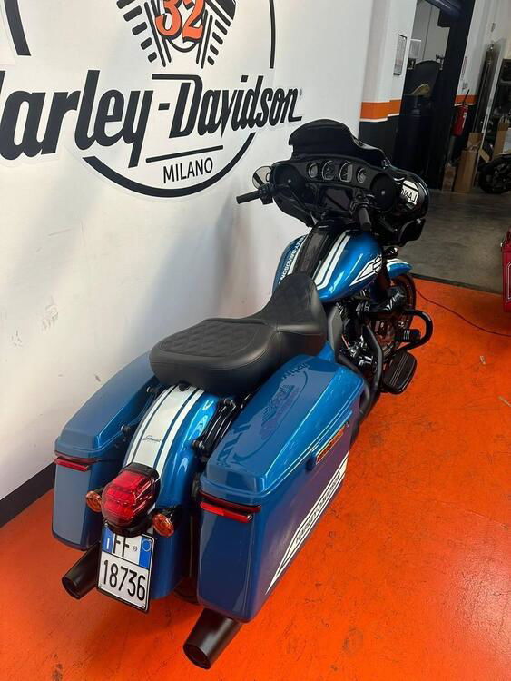 Harley-Davidson Street Glide ST Fast Johnnie Enthusiast (2023) (3)
