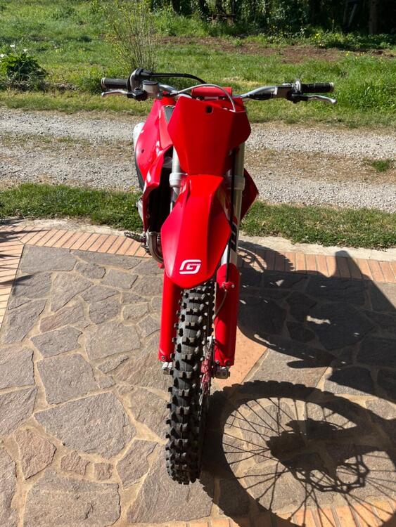 GASGAS MC 250 F (2022) (2)