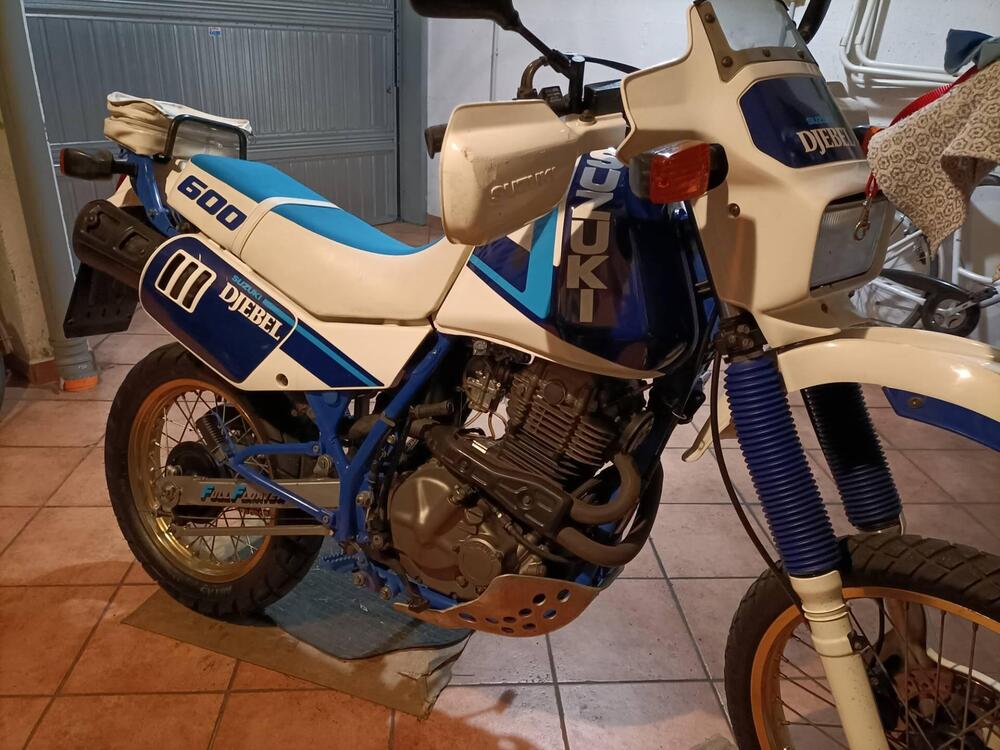 Suzuki DR 600 S (1985 - 90) (2)