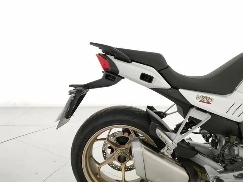 Moto Guzzi V100 Mandello (2022 - 24) (7)