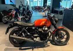 Moto Guzzi V7 Stone (2021 - 24) usata