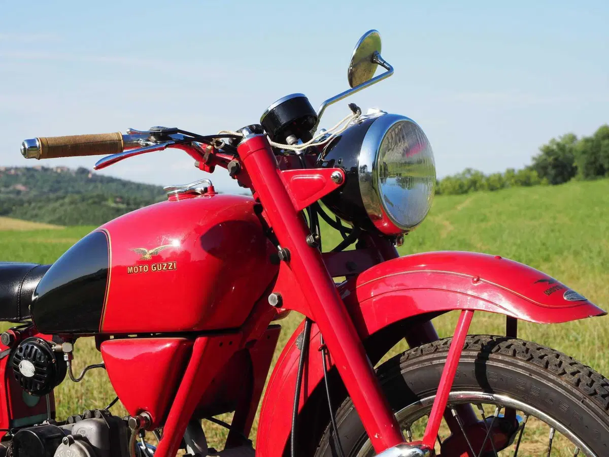 Si può fare Turismo con una moto di 250 cc del 1955? (2)