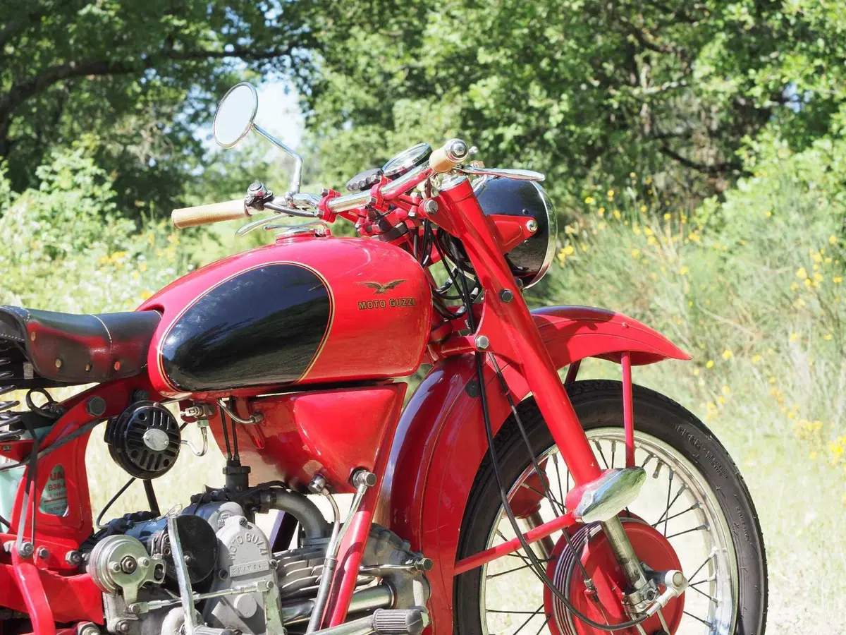 Si può fare Turismo con una moto di 250 cc del 1955? (6)