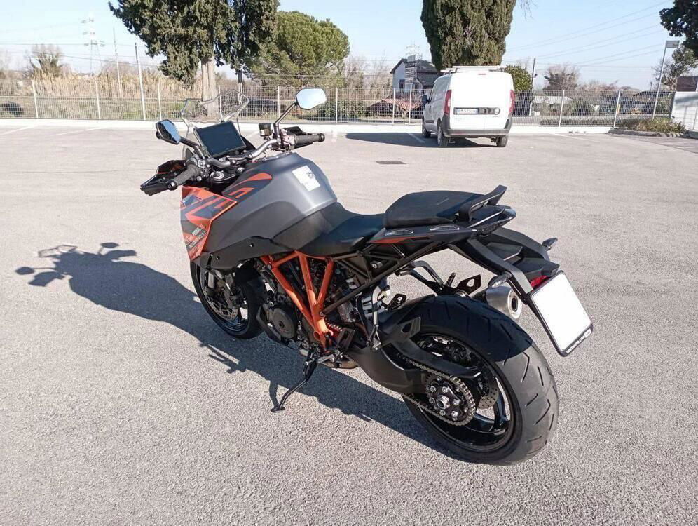 KTM 1290 Super Duke GT (2022 - 24) (5)