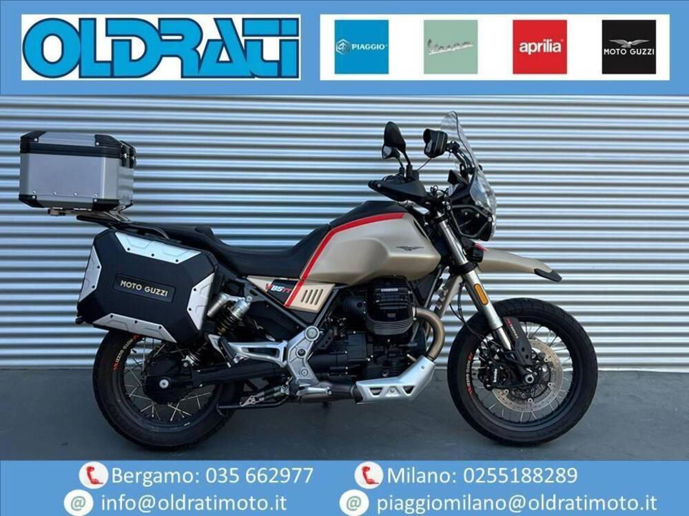 Moto Guzzi V85 TT Travel (2020)