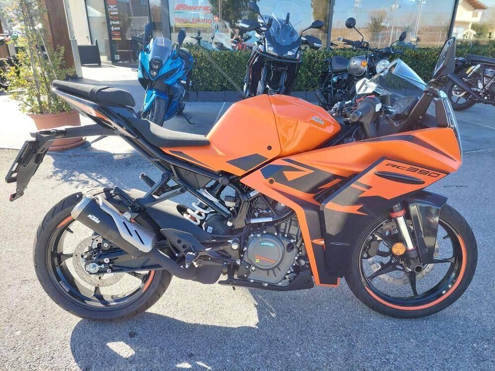 KTM RC 390 (2022 - 24) (2)