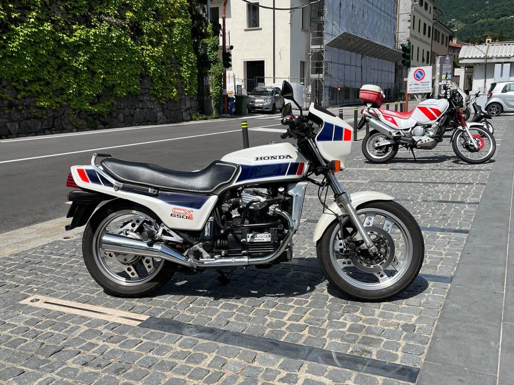 Honda CX650E