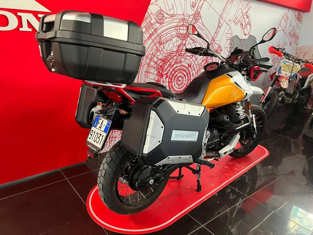 Moto Guzzi V85 TT Travel (2021 - 23) (3)