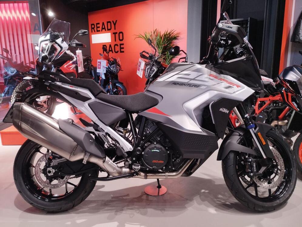 KTM 1290 Super Adventure S (2022 - 24) (2)