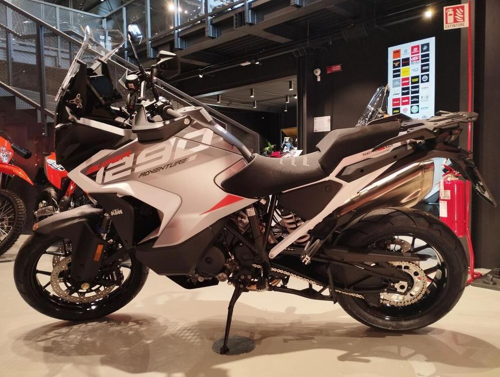 KTM 1290 Super Adventure S (2022 - 24) (5)