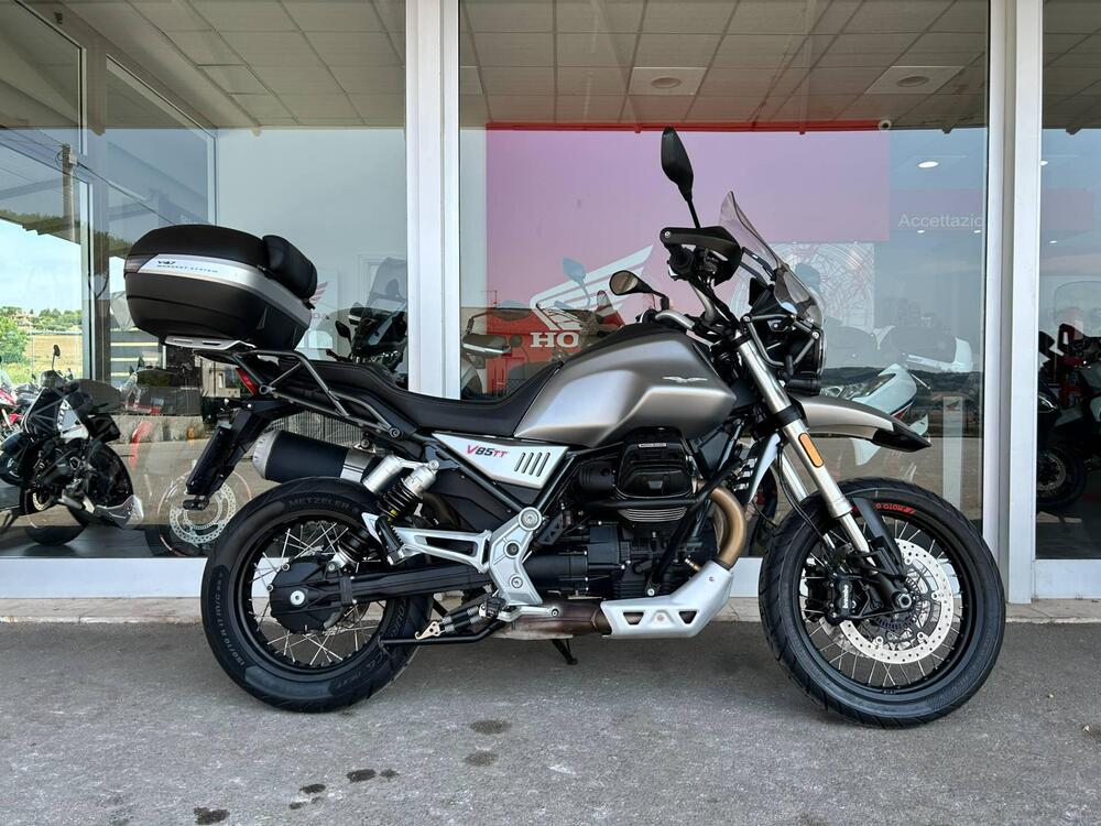 Moto Guzzi V85 TT (2021 - 23) (3)