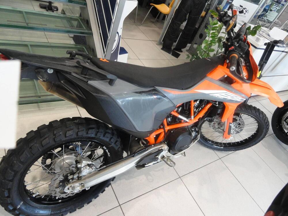 KTM 690 Enduro R (2019 - 20) (4)