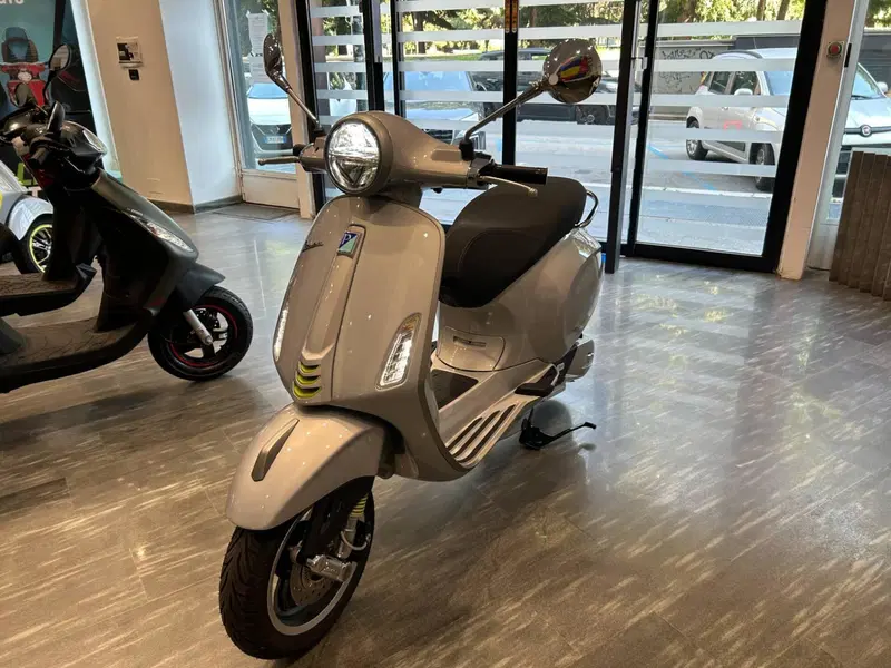 Vespa Primavera 125 Tech (2024 - 25) (7)