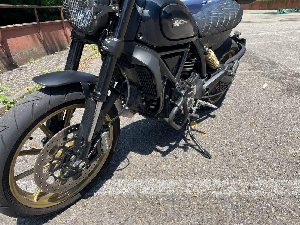 Ducati Scrambler 800 Icon Dark (2020) (2)