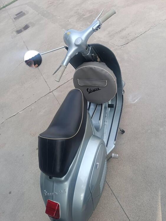 Piaggio Vespa 50L (3)