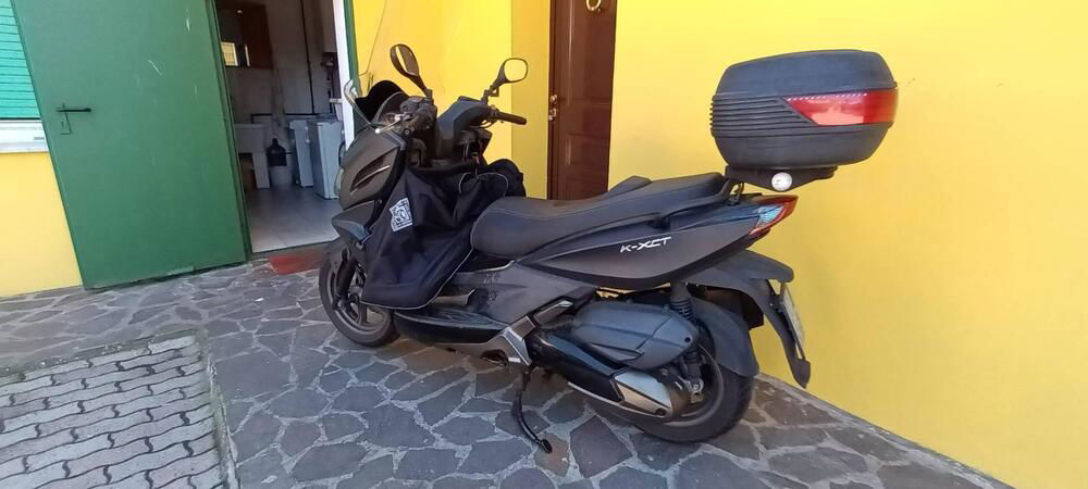 Kymco Xciting 300i (4)