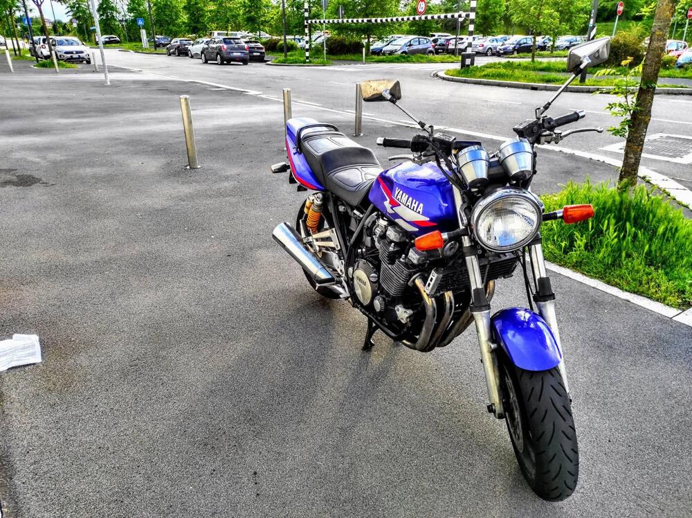 Yamaha XJR 1300 (3)