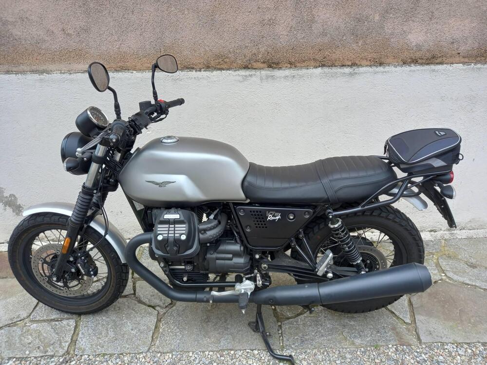 Moto Guzzi V7 III Rough (2018 - 20)