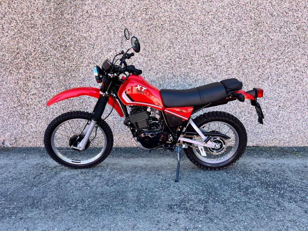 Yamaha XT 550