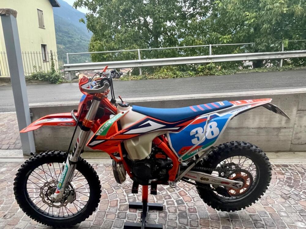 KTM EXC 300 E Six Days TPI (2018) (3)