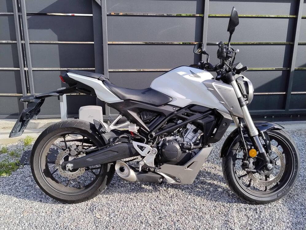 Honda CB 125 R (2018 - 20) (3)