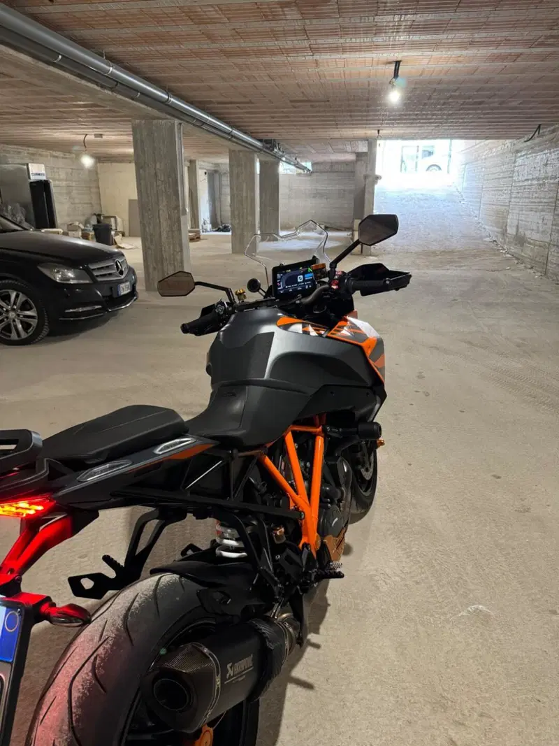 KTM 1290 Super Duke GT (2022 - 25) (3)