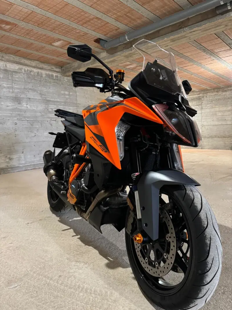 KTM 1290 Super Duke GT (2022 - 25) (14)