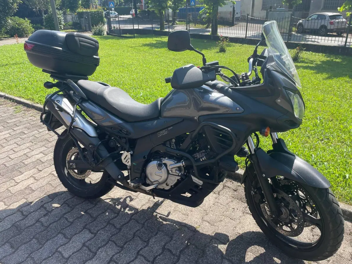Suzuki V-Strom 650 ABS (2011 - 17)