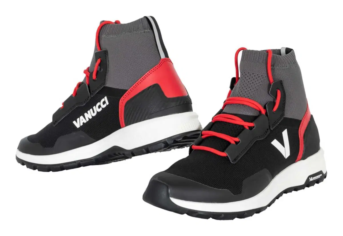 Louis Moto presenta le nuove sneakers Vanucci VUB-1 (4)