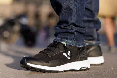 Louis Moto presenta le nuove sneakers Vanucci VUB-1
