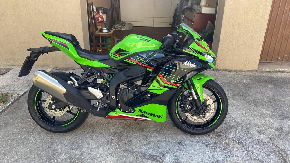 Kawasaki Ninja ZX-4RR (2024) (2)